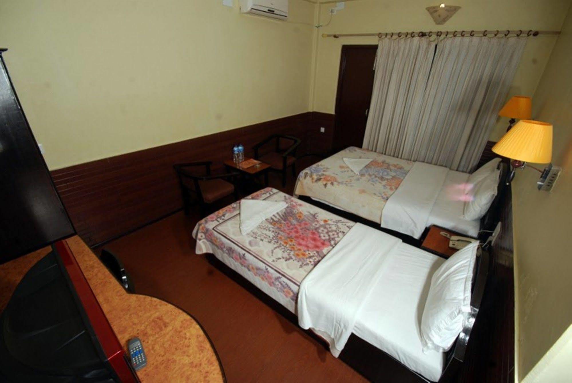 Hotel Trip פוקהרה מראה חיצוני תמונה
