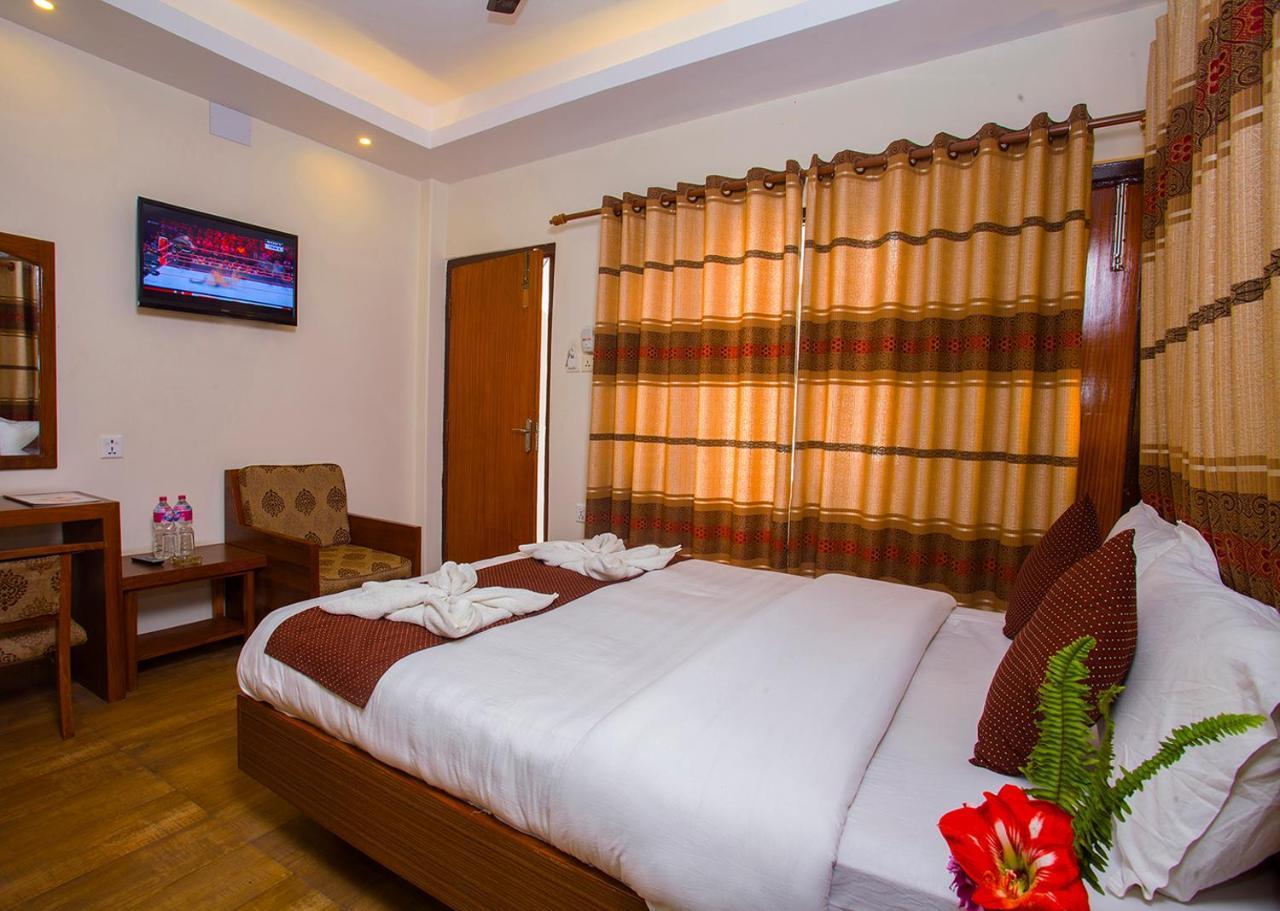 Hotel Trip פוקהרה מראה חיצוני תמונה